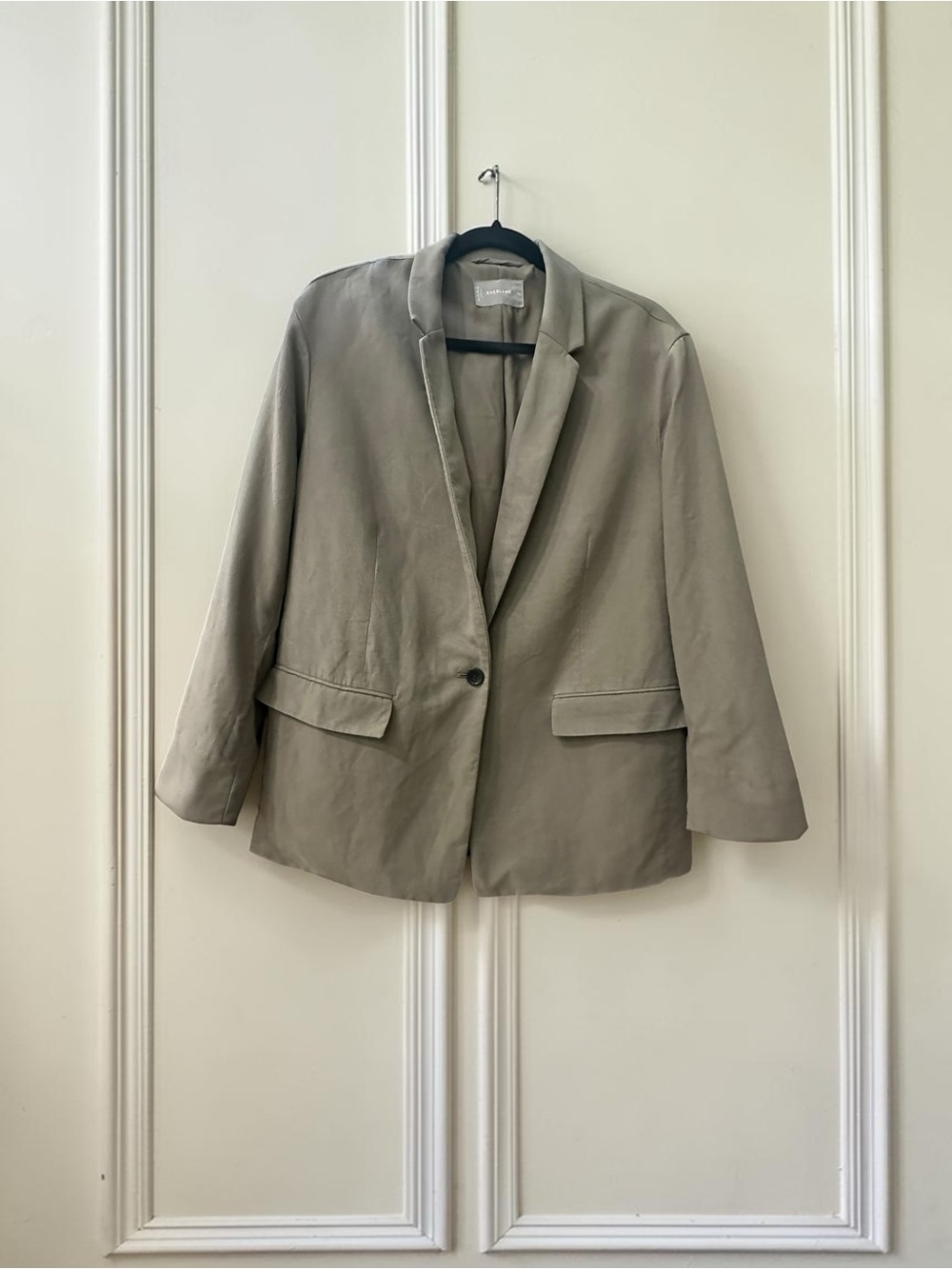 Everlane Blazer/Suit Jacket. Taupe. Size:10